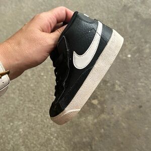 Nike Blazer Mid ‘77